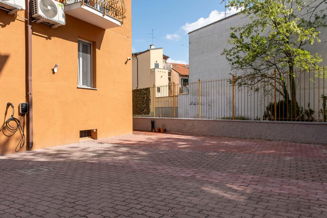Leader Apartment 4 - Monzino - Hockey Msg Arena - Linate - Milano Exterior foto